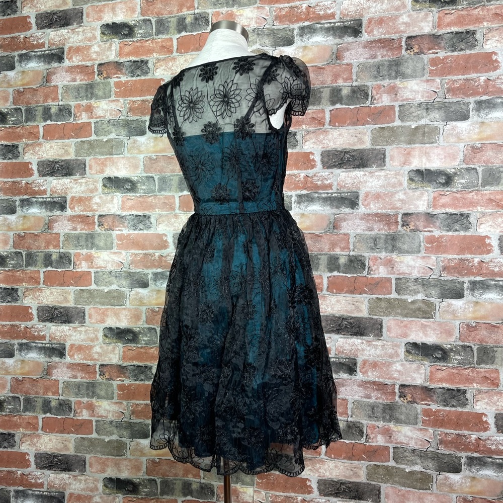 Voodoo Vixen Retro Pin Up 50s May Teal Lace Overlay Taffeta Dress - Picture 8 of 8